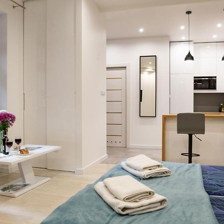 Shy But Shining! Lovely, Stylish & Fully Equipped. Appartement Krakau Buitenkant foto
